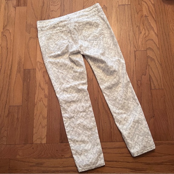 7 for All Mankind Women’s Gray/White Skinny Pants Size 8 - Picture 2 of 6